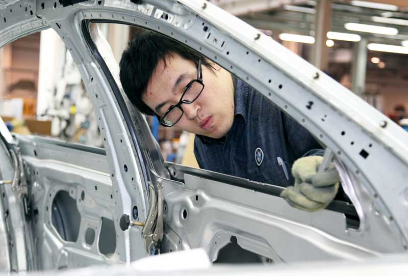 Elkészült az egymilliomodik jármű a BMW kínai gyárában